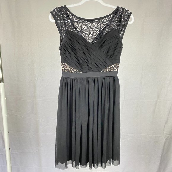 Eclipse Black Evening Cocktail Party Dress with Lace and Capped Sleeves - Picture 1 of 10